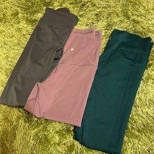 Bundle of xs leggings